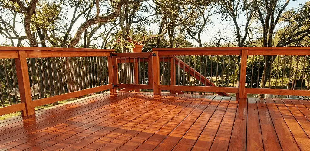 Deck sealing results with a freshly sealed wood deck in St Paul, MN